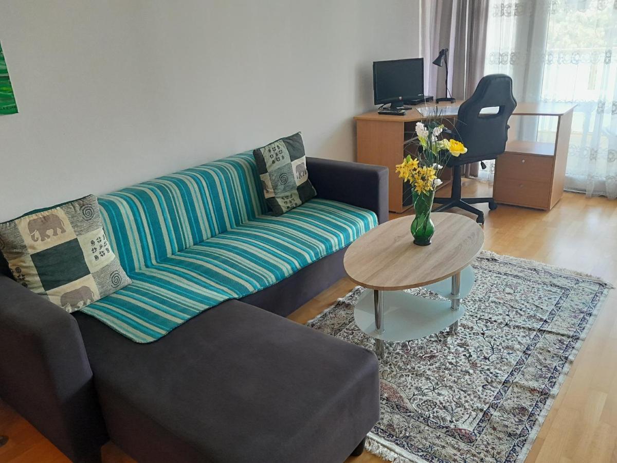 Serviced Apartment With Sunny Balcony Vienna Esterno foto